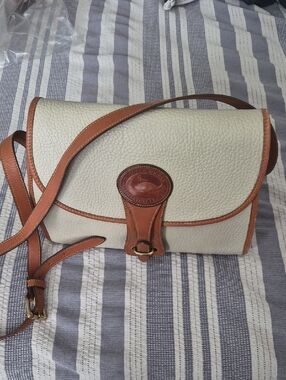 Vintage Dooney & Bourke Cream with Brown Trim Pebbled Leather Crossbody